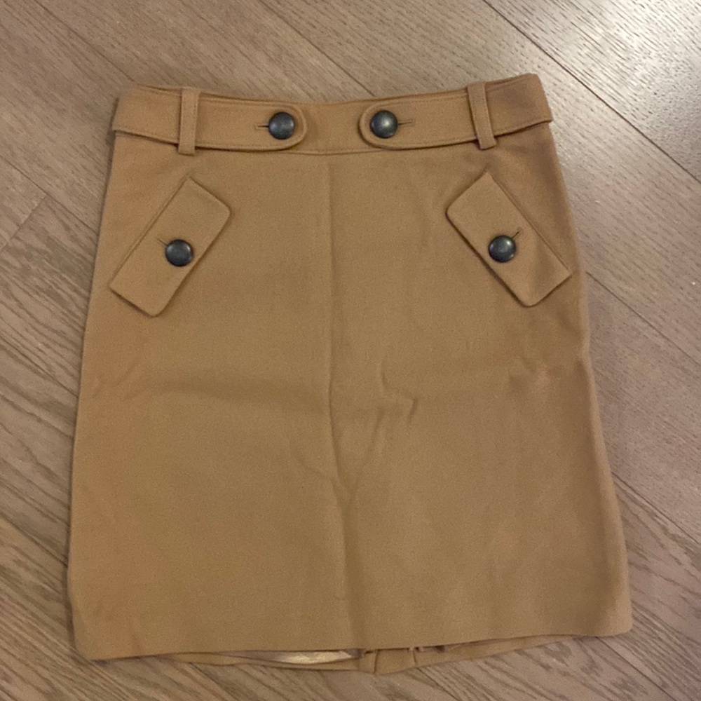 Club Monaco size 2 wool skirt!